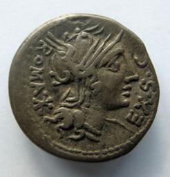 Monnaie romaine, Rome, 116-115 | M. Sergius Silus. Ruler