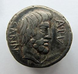 Monnaie romaine, Rome, 89 v. Chr | L. Titurius L.f. Sabinus. Souverain