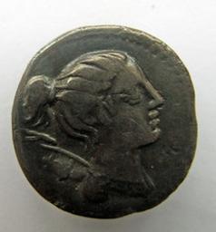 Monnaie romaine, Rome, 74 v. Chr | C. Postumius At / Ta. Souverain