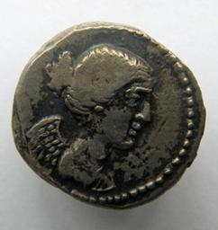 Monnaie romaine, Rome, 90 v. Chr. (onzeker)Romeinse Munt, Rome, 90 v. Chr. (onzeker) | Q. Titius. Souverain